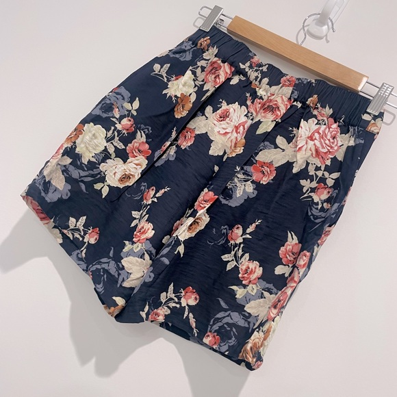Floral Print Dress Short 🌼 - Picture 5 of 15